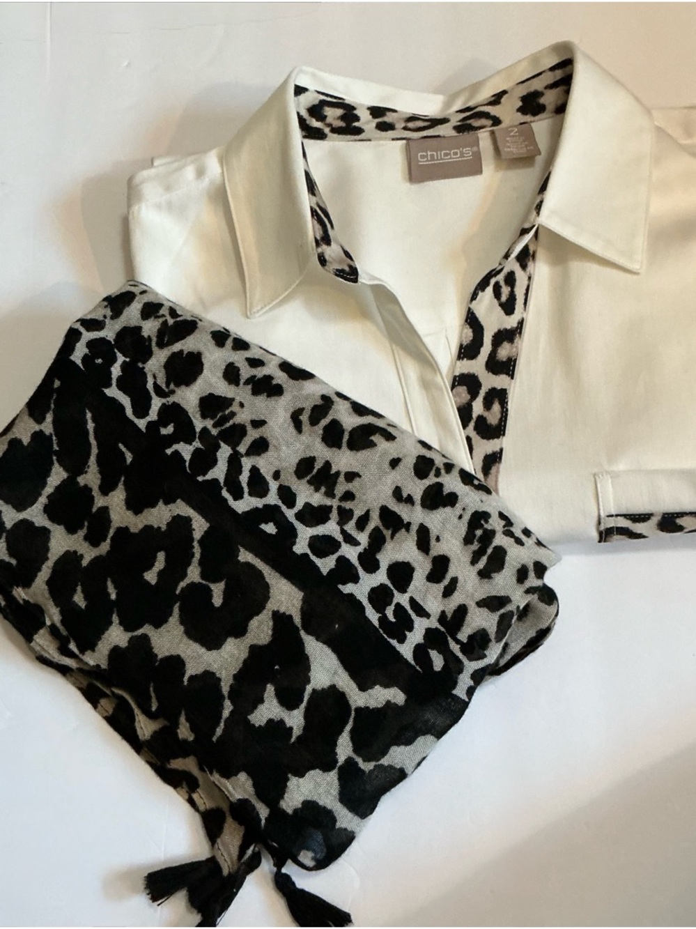 Chico's White Dress Blouse & Matching Scarf With Leopard Print Accents Sz Large